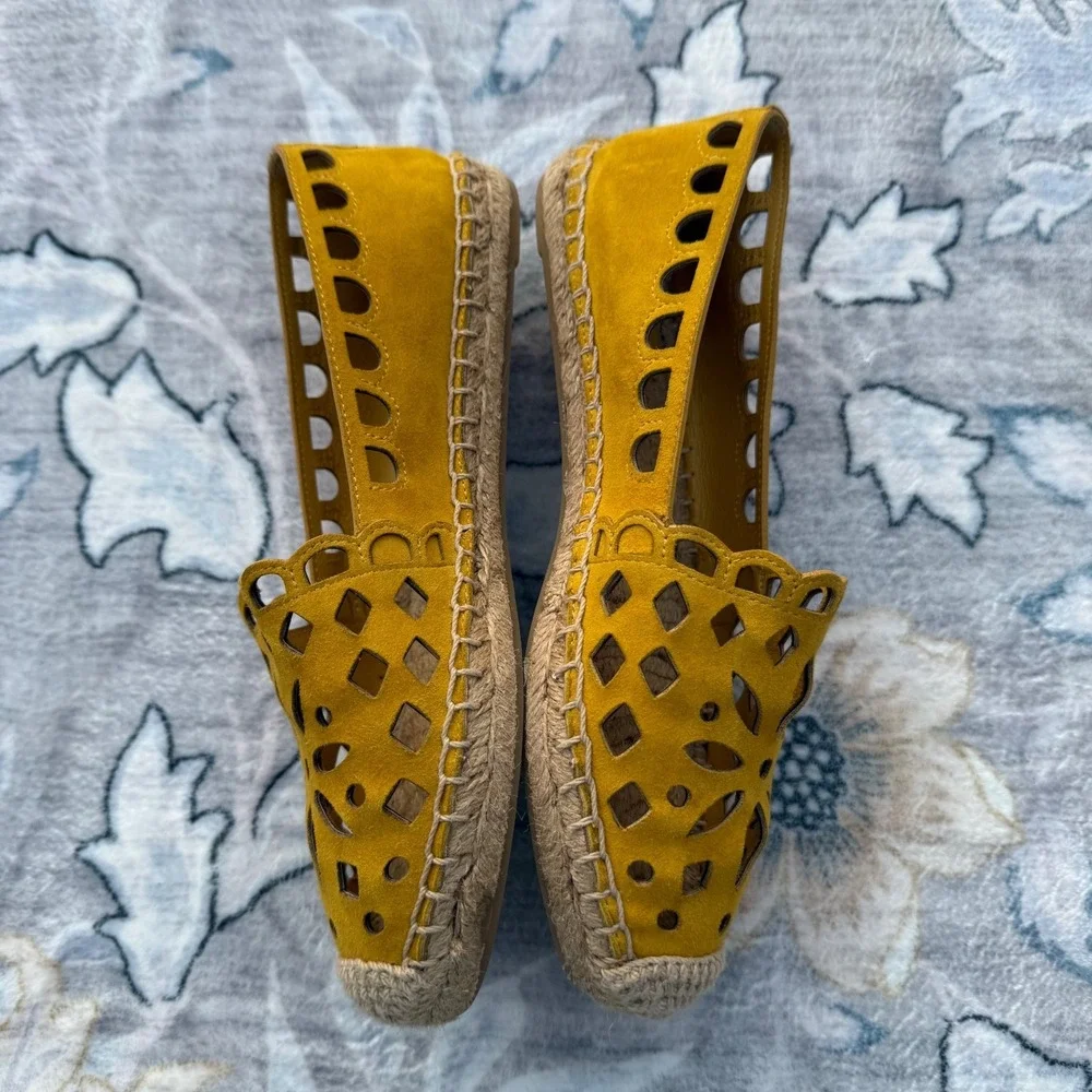 NWOT Tory Burch May Flat Espadrille Womens 6 Yellow Laser Cut Suede‎ SlipOn